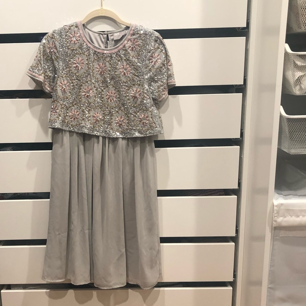 ASOS maternity/ nursing friendly dress.